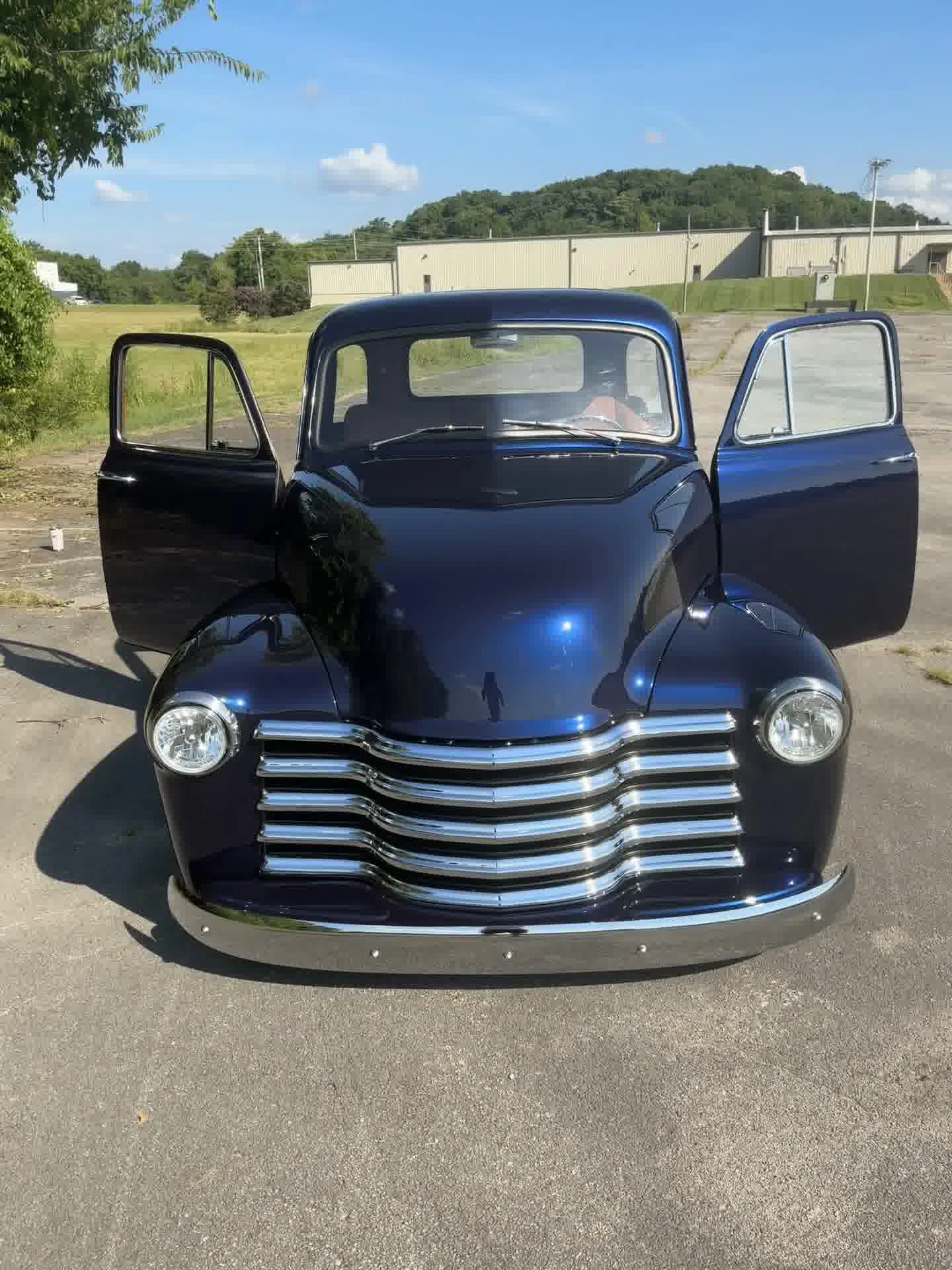 Chevy 5-Window Truck — photo 1